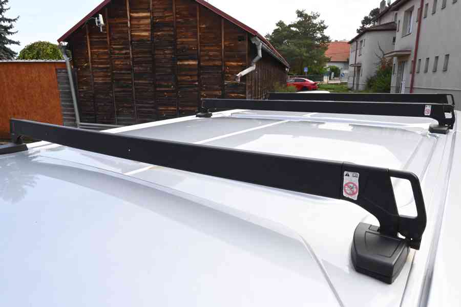 Ford Tourneo Custom 2.2 Titanium L1, 114Kw, 173700km, 8 míst - foto 19