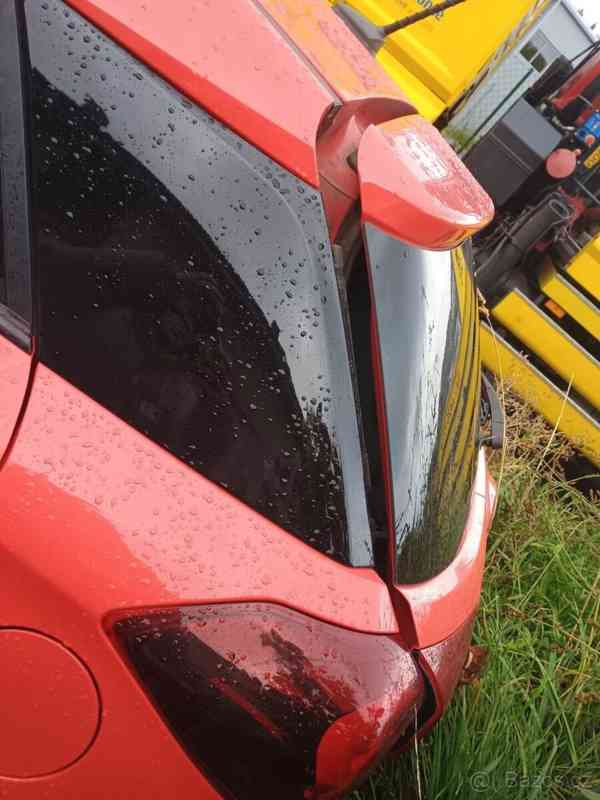 Hyundai i20 - foto 3