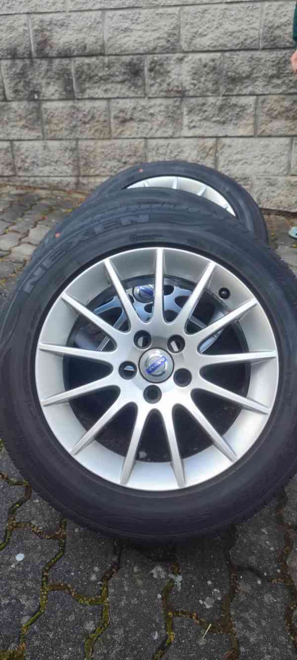 Disky s pneu Volvo 215/55R16 - foto 2