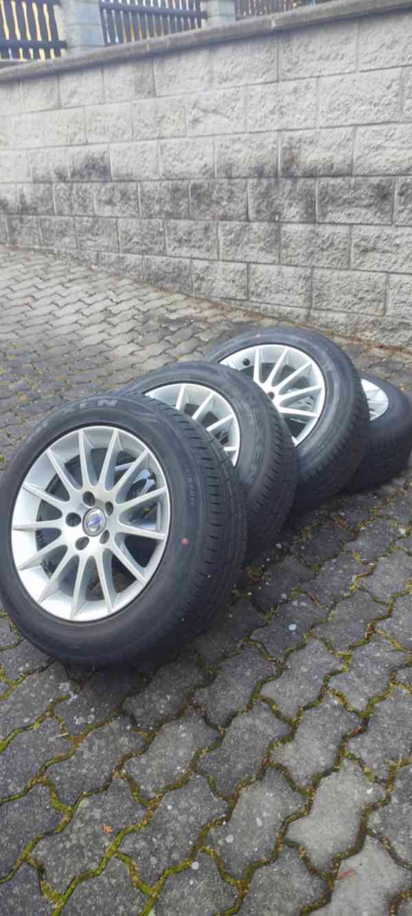 Disky s pneu Volvo 215/55R16 - foto 3