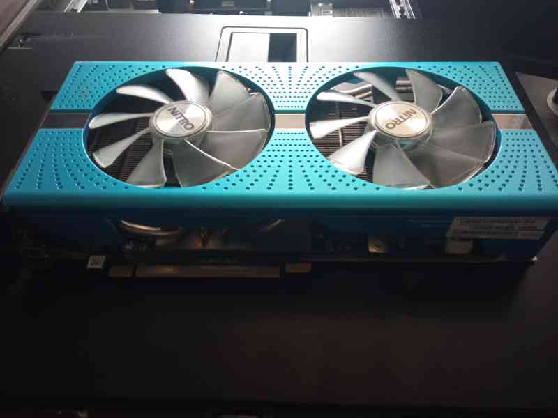 Radeon Sapphire Nitro+ RX580 8 GB - foto 3