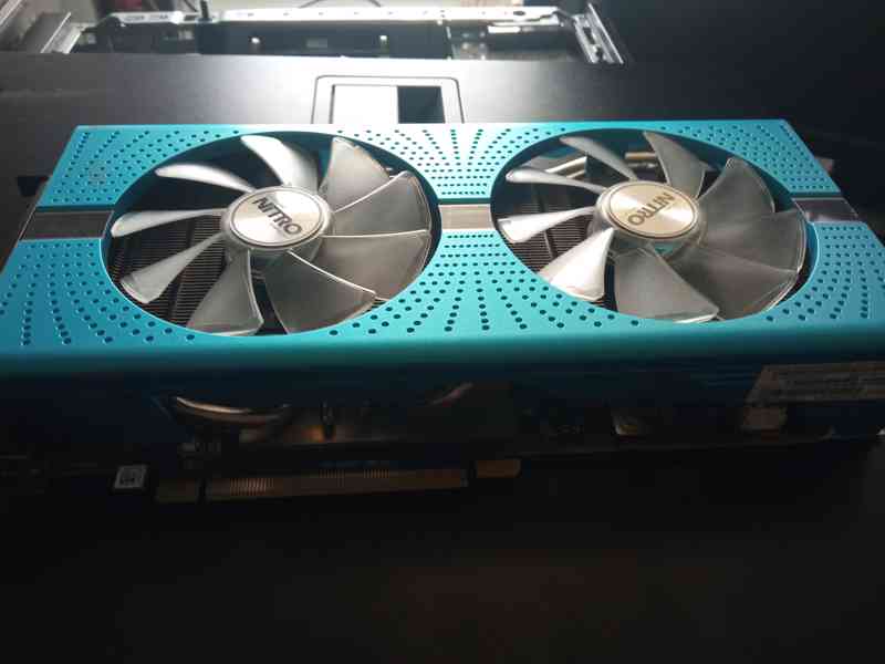 Radeon Sapphire Nitro+ RX580 8 GB - foto 6