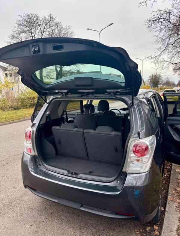 Toyota Verso 1.8i AUT. Edition-S benzín 108kw - foto 3