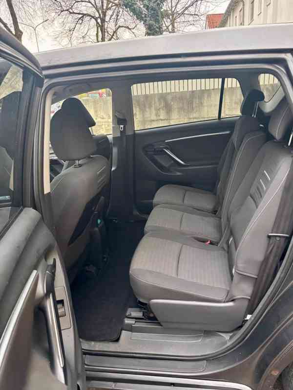 Toyota Verso 1.8i AUT. Edition-S benzín 108kw - foto 12