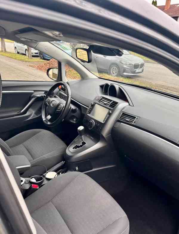 Toyota Verso 1.8i AUT. Edition-S benzín 108kw - foto 14