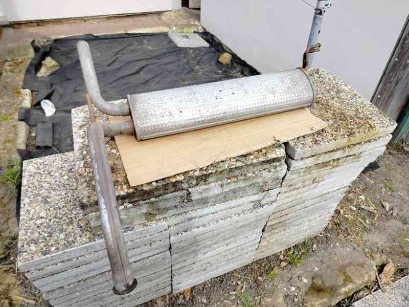 Zadní tlumič výfuku zn.Polmo 04.233 ( C1/Peugeot/Toyota) - foto 2