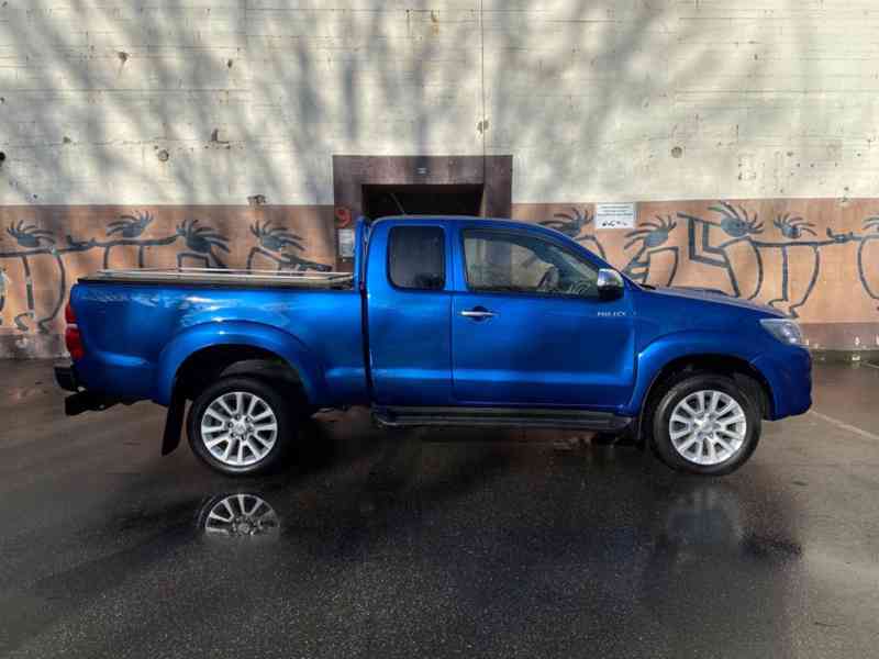 Toyota Hilux 2.5 d4d ExtraCab 106kw - foto 8