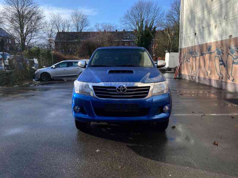 Toyota Hilux 2.5 d4d ExtraCab 106kw - foto 12