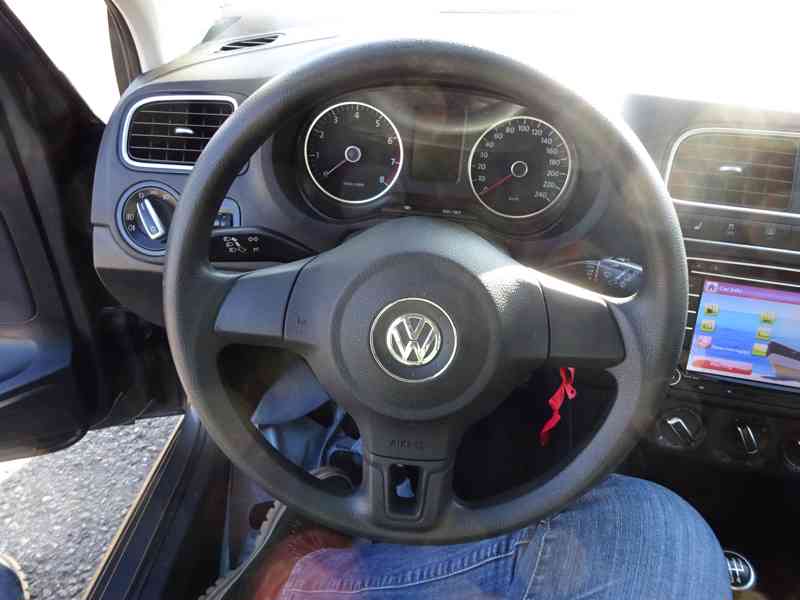 VW Polo 1.4i 16V r.v.2010 (servisní knížka) - foto 9