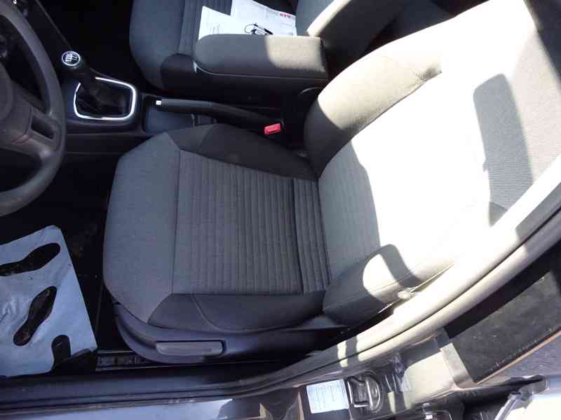 VW Polo 1.4i 16V r.v.2010 (servisní knížka) - foto 10
