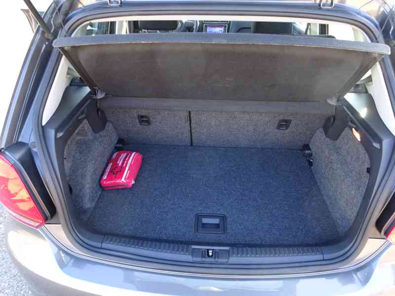 VW Polo 1.4i 16V r.v.2010 (servisní knížka) - foto 12