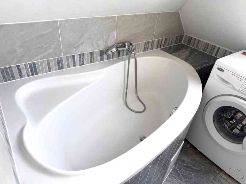 PRONÁJEM  CIHLOVÉHO MEZONETOVÉHO BYTU 2+KK, BRNO – ČERNOVICE - foto 5