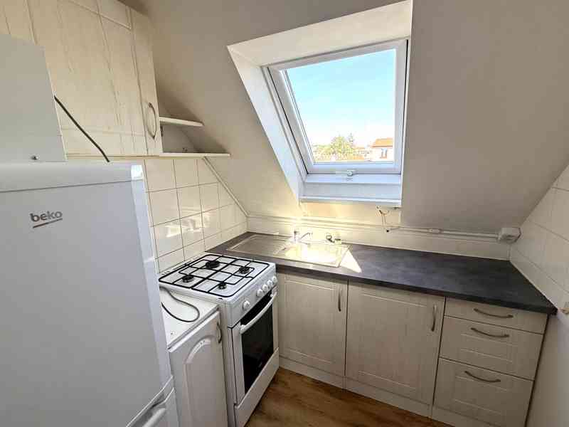 PRONÁJEM  CIHLOVÉHO MEZONETOVÉHO BYTU 2+KK, BRNO – ČERNOVICE - foto 9