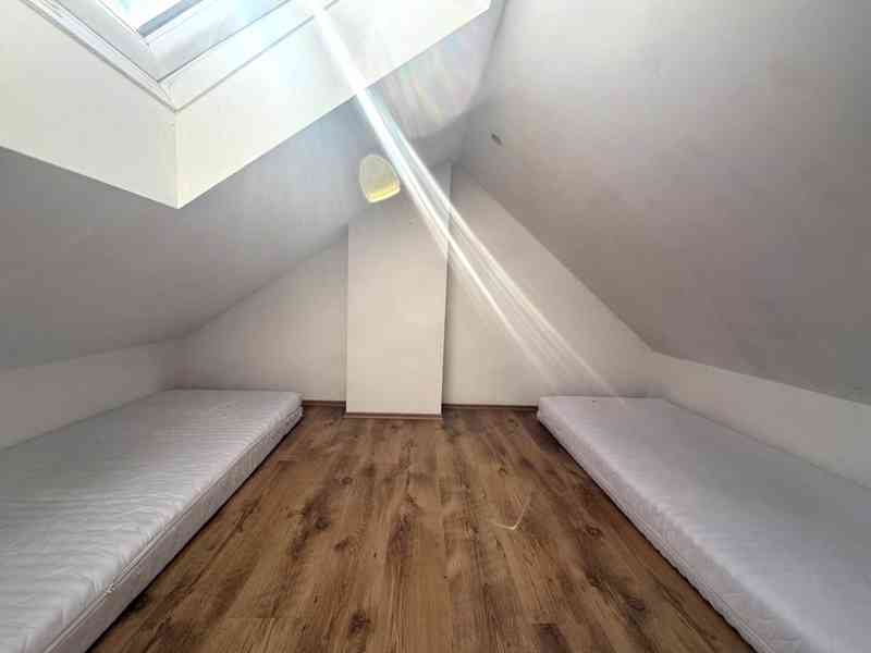 PRONÁJEM  CIHLOVÉHO MEZONETOVÉHO BYTU 2+KK, BRNO – ČERNOVICE - foto 11