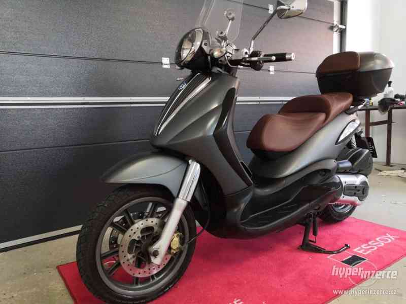 Prodám Piaggio Beverly 500 r.v.2012 - foto 4