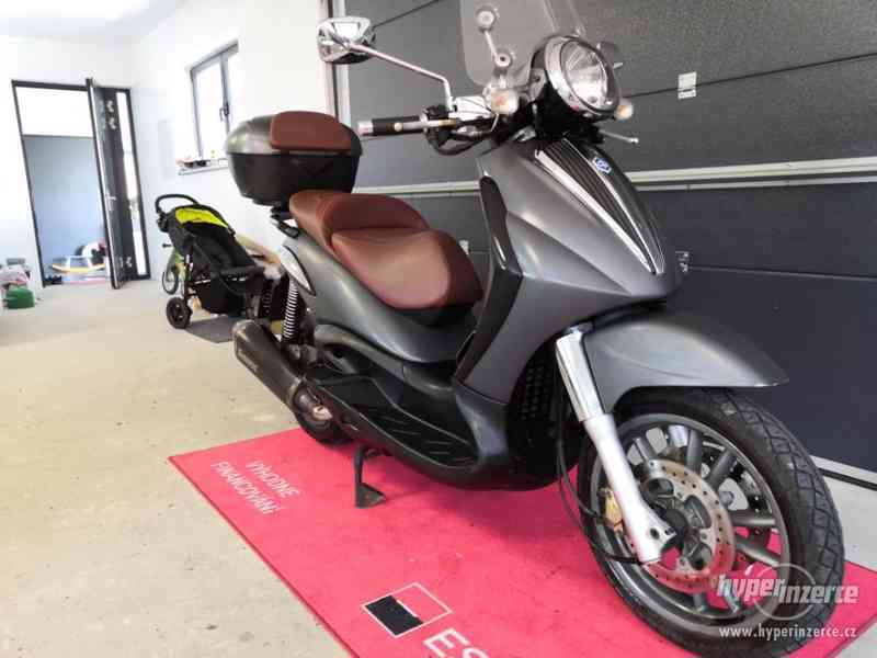 Prodám Piaggio Beverly 500 r.v.2012 - foto 14