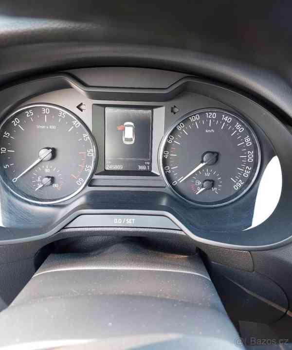 Škoda Octavia 3 combi 2,0Tdi 110kW   - foto 5