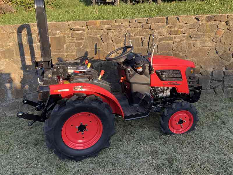 Traktor crona CR254, 25 koní, malotraktor - foto 3