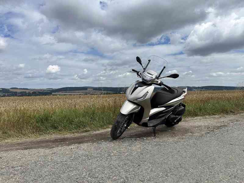 Piaggio Beverly 400, najeto 5165 km, rok výroby 2023  - foto 1