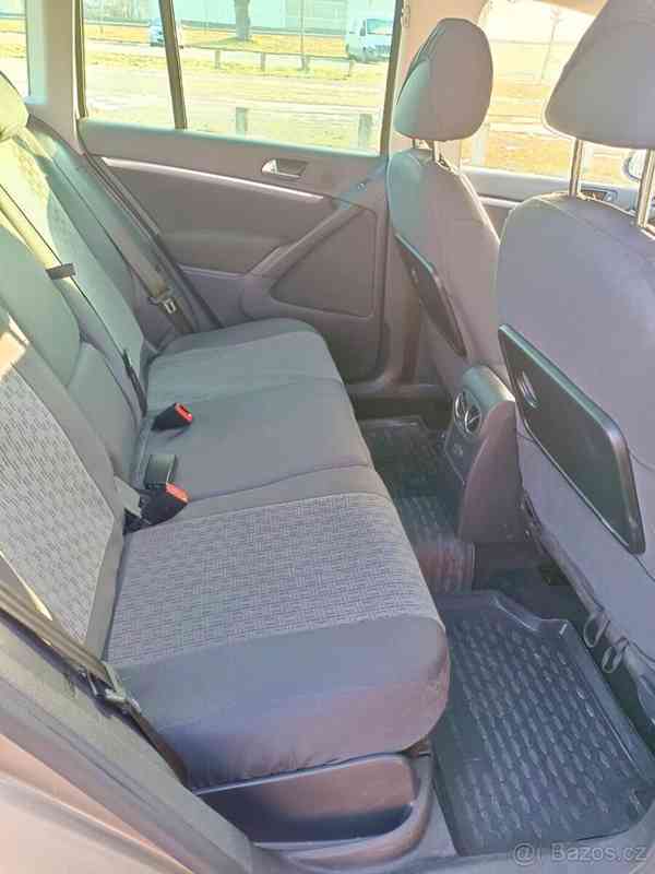 Volkswagen Tiguan 2,0   110 kW Sport & Style 4x4 - foto 15