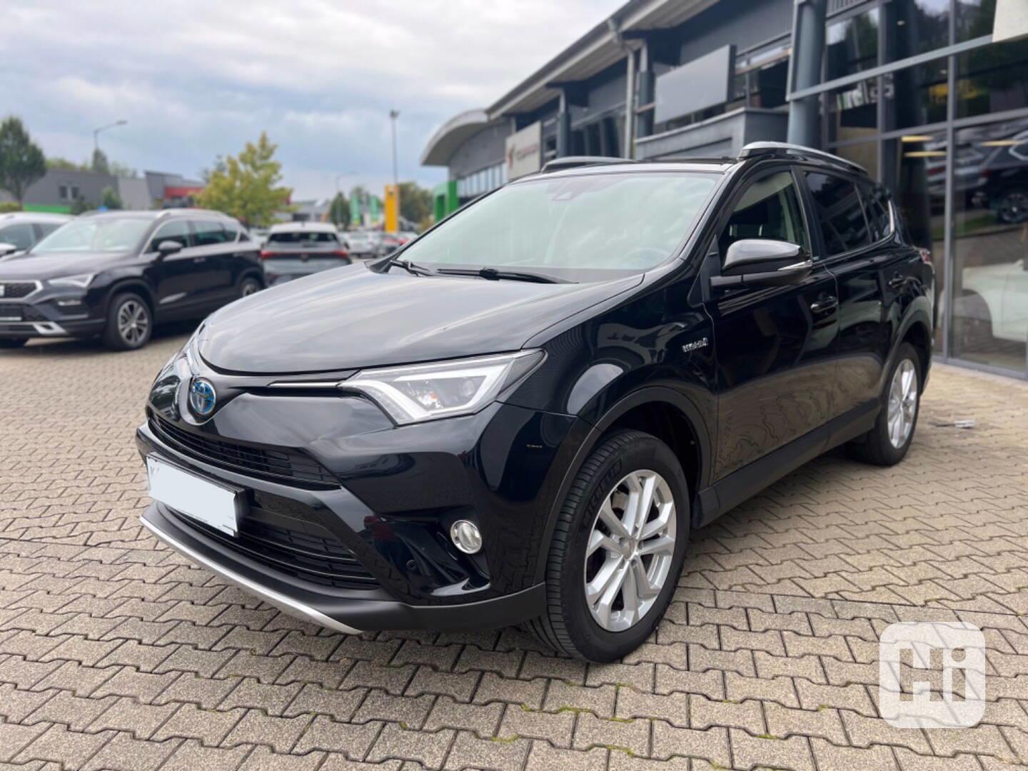 Toyota RAV 4 2,5 Hybrid Edition 145kw - foto 1