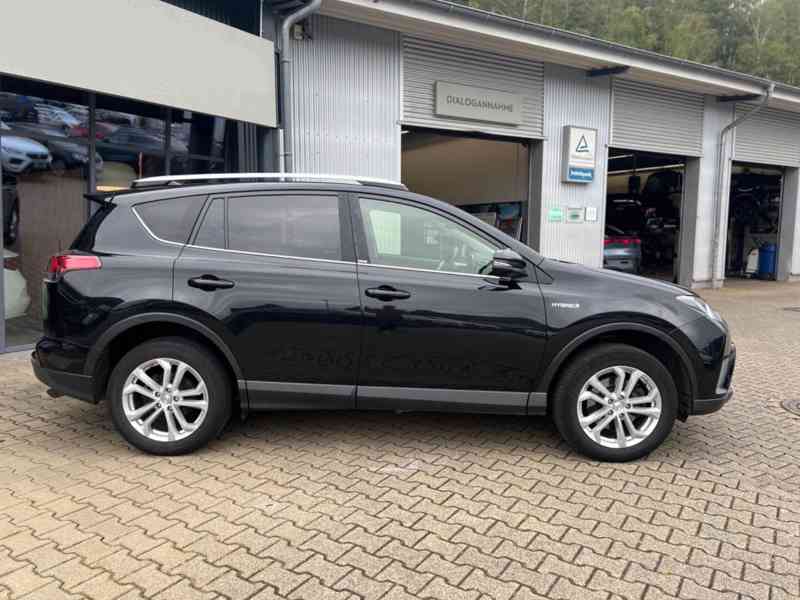 Toyota RAV 4 2,5 Hybrid Edition 145kw - foto 23