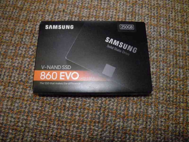 SSD Samsung 860 EVO 250GB - foto 1
