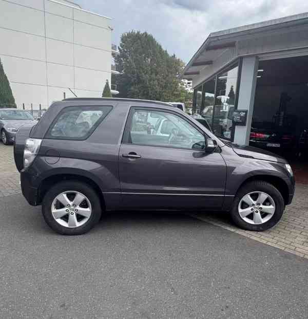 Suzuki Grand Vitara 2.4i Comfort benzín 122kw - foto 6