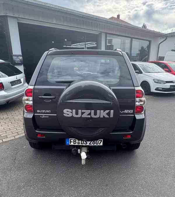 Suzuki Grand Vitara 2.4i Comfort benzín 122kw - foto 7