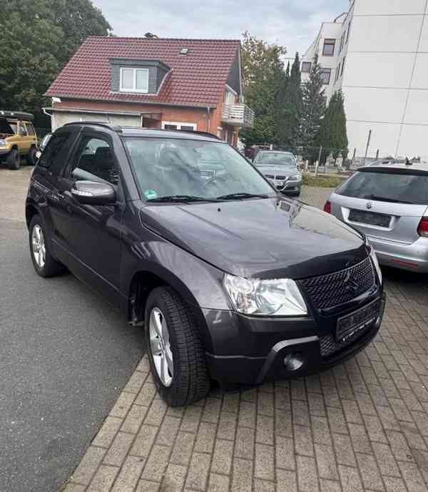 Suzuki Grand Vitara 2.4i Comfort benzín 122kw - foto 1