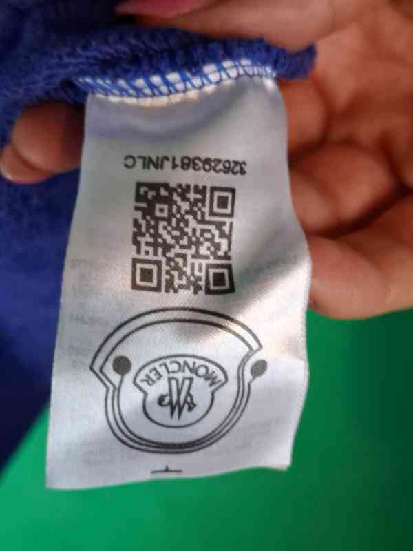 Chlapecká teplaková souprava Moncler na 12 let - foto 3