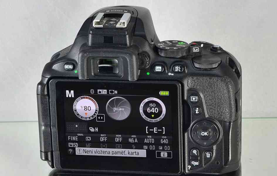 Nikon D5600 + 18-55mm *Full HDV*WIFI*BAG*4100 Exp. - foto 8