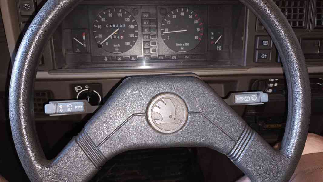 Škoda Favorit 1991 - foto 5
