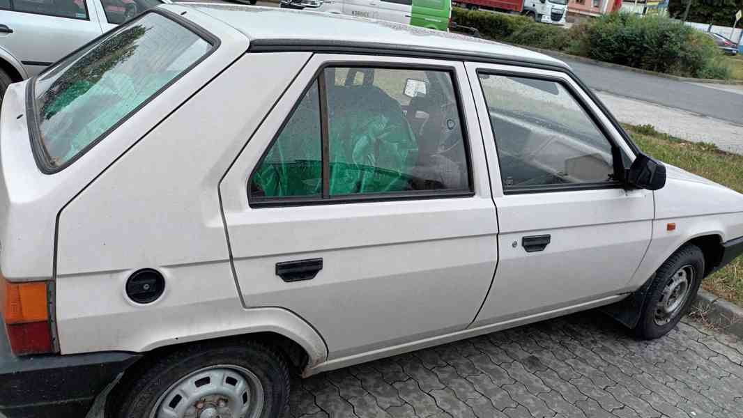 Škoda Favorit 1991 - foto 2