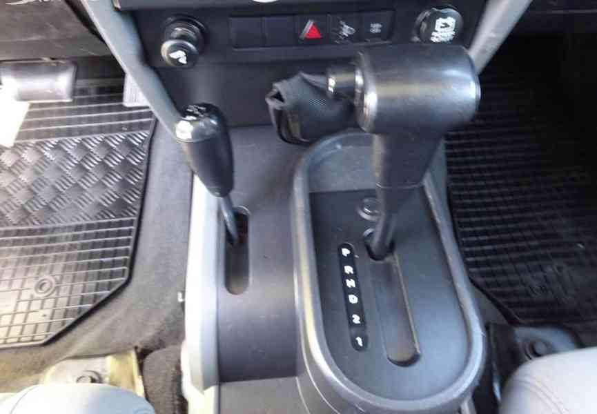 Jeep Wrangler 2.8 CRDi r.v.2008 závěs 3 500 kg - foto 14
