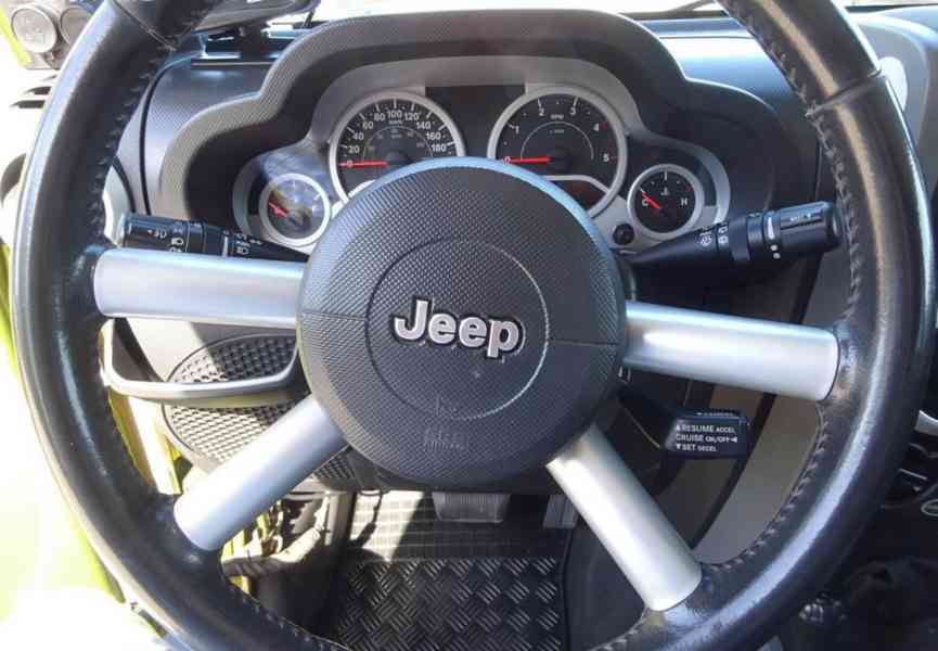 Jeep Wrangler 2.8 CRDi r.v.2008 závěs 3 500 kg - foto 8