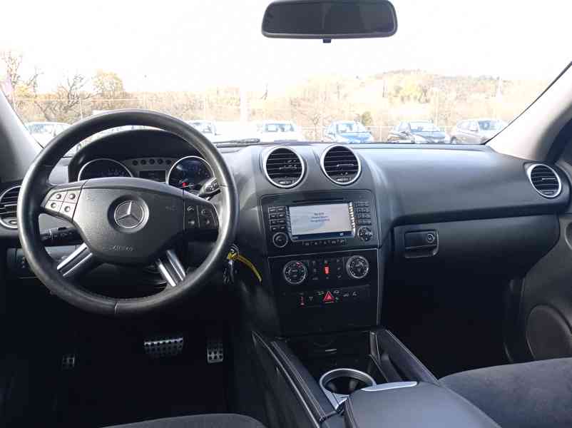 Mercedes-Benz ML320 3.0 CDI SPORT/4x4/Automat - foto 23