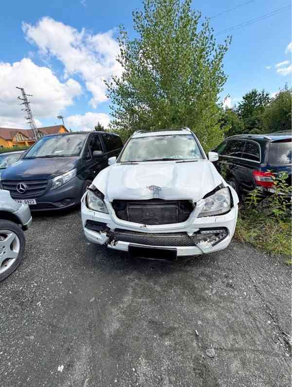 Mercedes-Benz GL 350 BlueTEC 4Matic, r.v. 2010 - foto 9