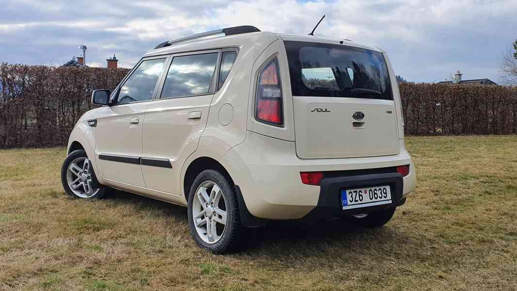 KIA Soul 1,6 CRDi - foto 2