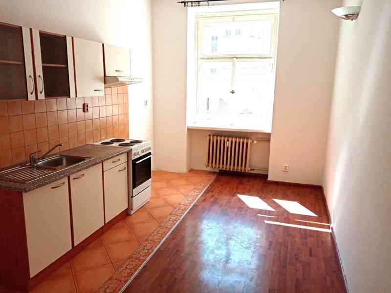 Pronájem bytu 2+1, 84 m2, Praha 3, Vinohrady - BEZ KAUCE - foto 3