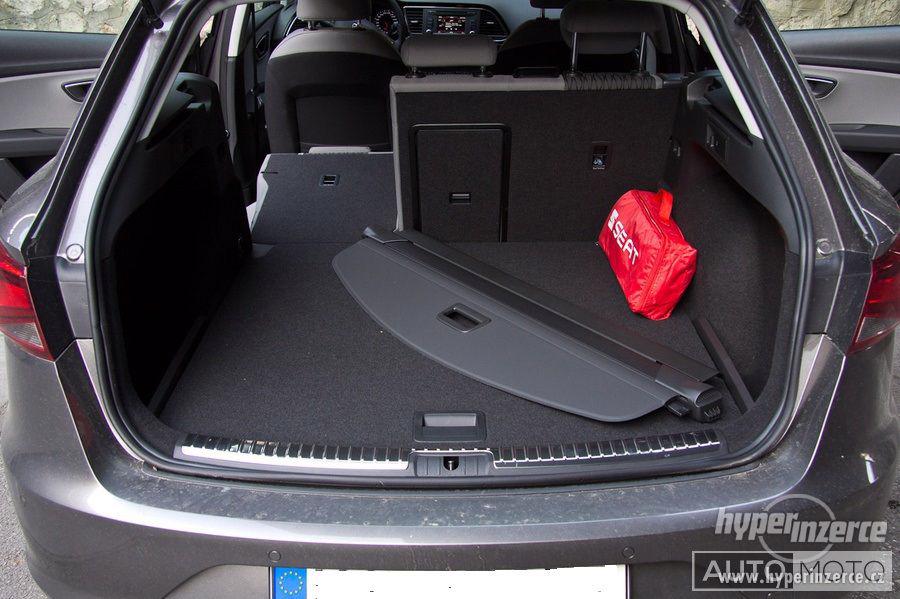 SEAT Leon 1.4 TGi ST kombi, Šedá barva technic - foto 3