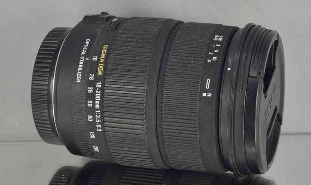 pro Canon - Sigma DC 18-200mm 1:3.5-6.3 OS **APS-C - foto 6