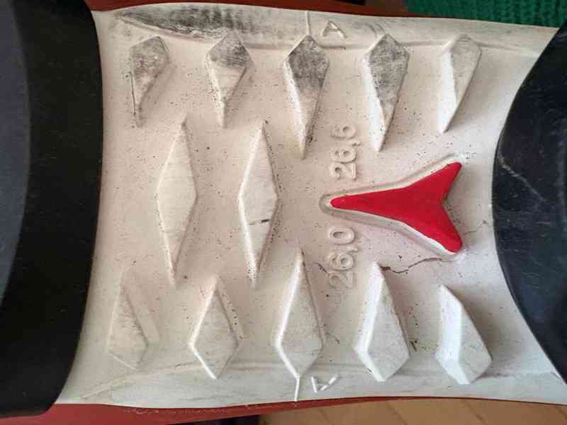 Lyžařské boty ATOMIC Tracker 130, vel.26-26,5cm - foto 8