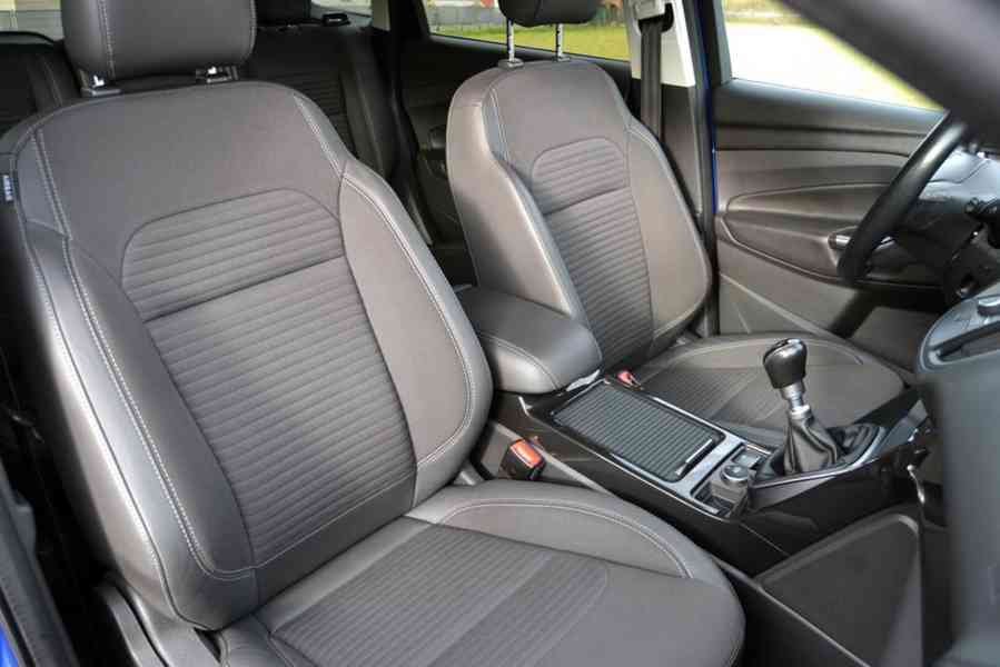 Ford Kuga 2.0 TDCI 110kW Titanium - foto 15