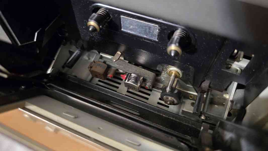 TESLA SP 210T data recorder kazetový magnetofon - foto 4