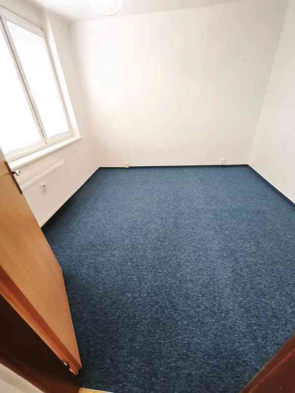 Pronájem bytu 3+1 71 m² - foto 3