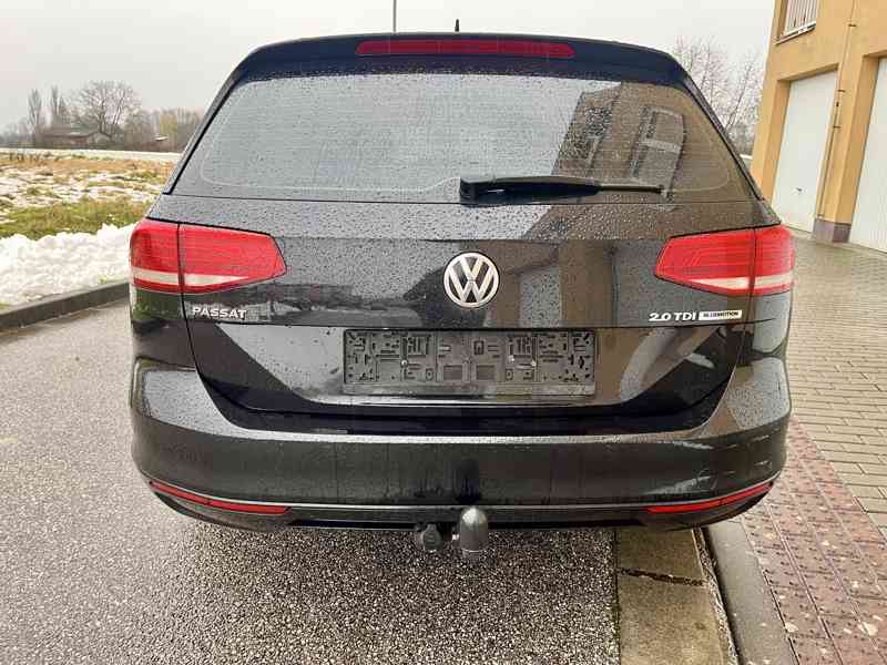 Volkswagen Passat 2.0 TDI, 110KW, SUPER STAV - - foto 6