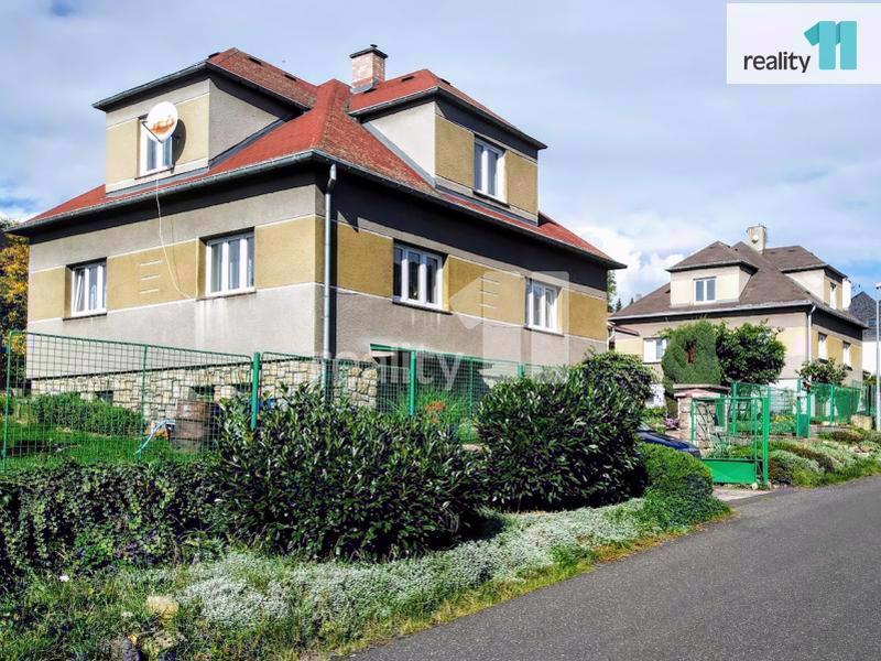 Prodej rodinného domu 7+1 v Chuderově - foto 16