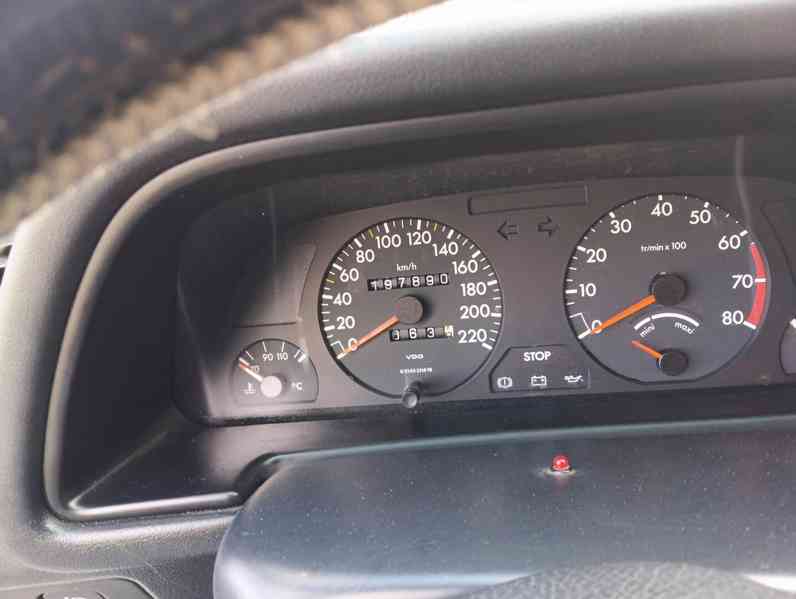 Prodám Peugeot 306, 1.8 I, benzín, 74 kW, M1, r.v. 1997,  - foto 8