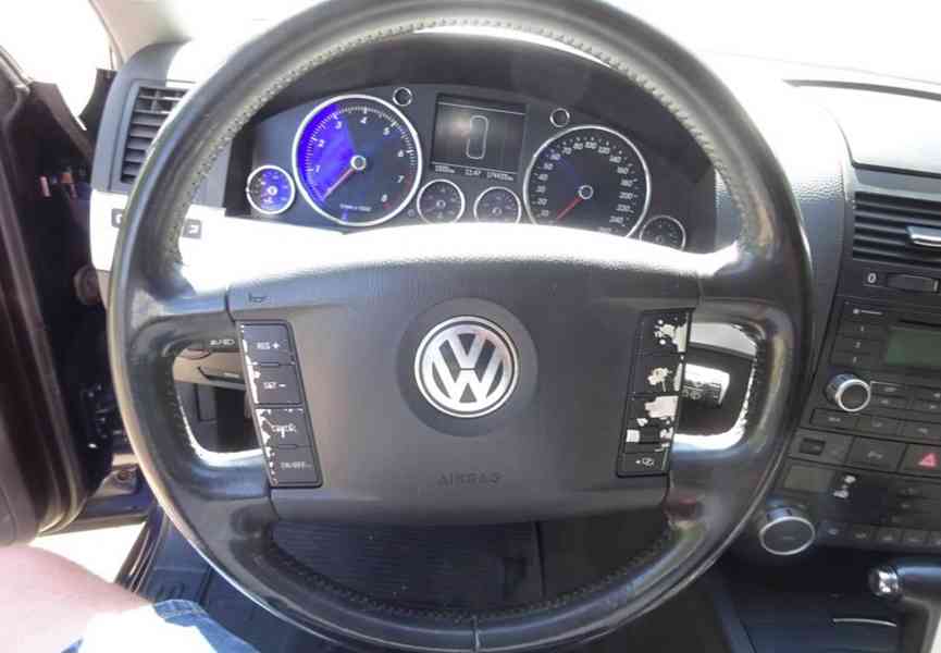 VW TOUAREG 3.0 TDI r.v.2004 (162 kw) Koupeno v ČR - foto 10